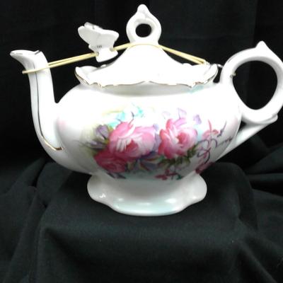 Lefton Teapot with a porcelain Butterfly  lid holder