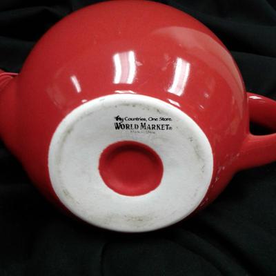 Red Teapot with porcelain bird lid holder
