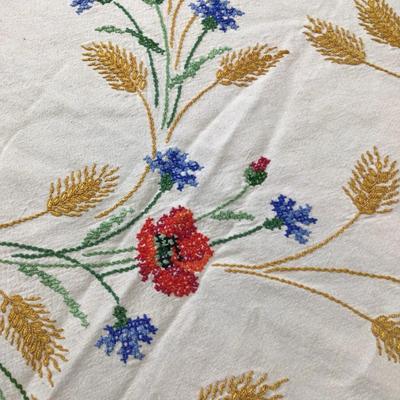 1364 Vintage Poppy Cornflower Wheat Cross Stitch Tablecloth
