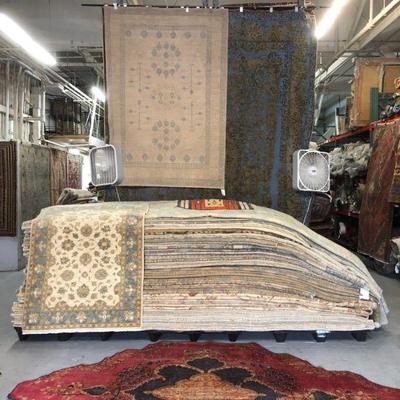 Persian & Pakistani  Rugs Kilims on different sizes and designs,  Made with 100% natural wool and Cotton, vegetable dyed and hand...