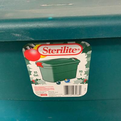 #644 Sterilite 18 and 25 Gal Holiday Totes