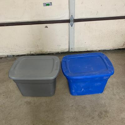 #647 Gray and Blue Sterilite Storage Bins