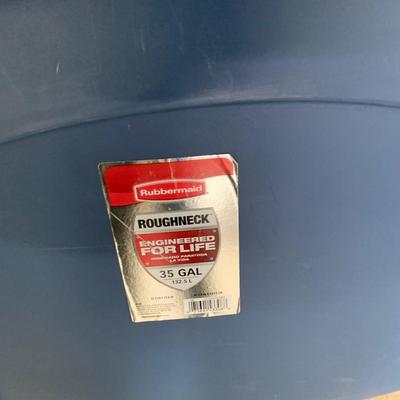 #651 Rubbermaid Roughneck 35 Gallon Tote