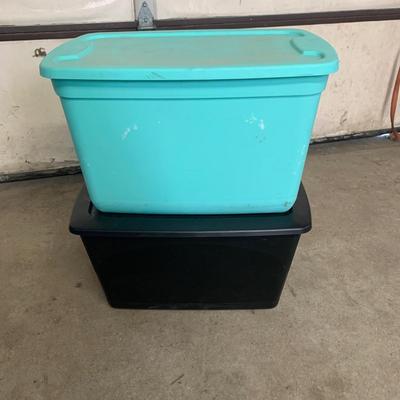#652 Black and Blue Storage Containers