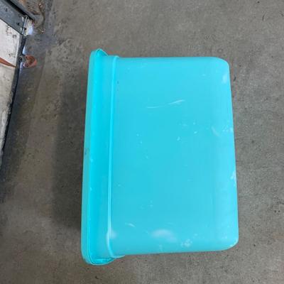 #652 Black and Blue Storage Containers