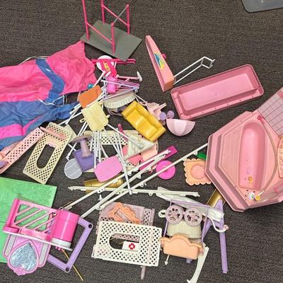 Lot of Retro Miscellaneous Barbie Doll Playset Parts Bathtub, Gym Monkey Bars, Fencing & More