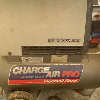 165 Ingersoll-Rand 20gallon 2.5HP Charge Air Pro Compressor