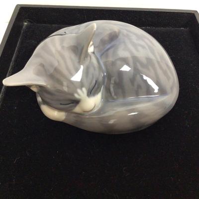 1367 Royal Copenhagen Cat Figure