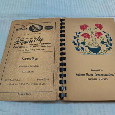 1953 GARDEN GIMMICKS SPONSORED BY: AUBURN HOME DEMONSTRATION UNIT