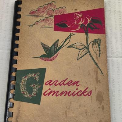 1953 GARDEN GIMMICKS SPONSORED BY: AUBURN HOME DEMONSTRATION UNIT