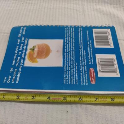 2002 SMOOTHIES & ICE TREATS RECIPE BOOK