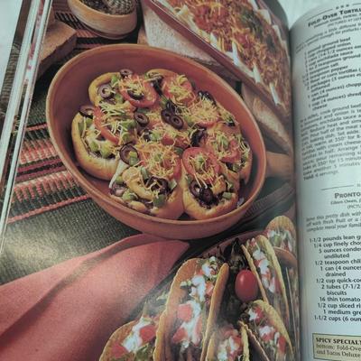 1993 COUNTRY GROUND BEEF COOKBOOK