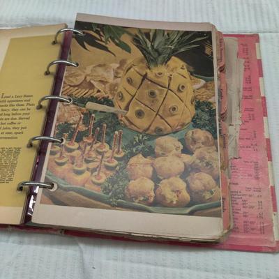 1950'S BETTER HOMES AND GARDENS NEW COOKBOOK