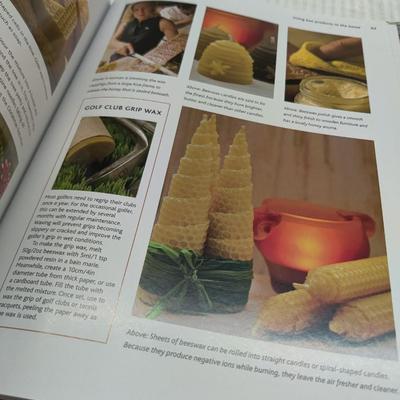 2008 THE BOOK OF HONEY