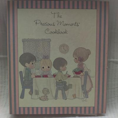 1989 THE PRECIOUS MOMENTS COOKBOOK