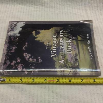 2006 THE VINEGAR ANNIVERSARY BOOK by EMILY THACKER #1