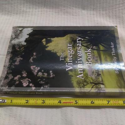 2006 THE VINEGAR ANNIVERSARY BOOK by EMILY THACKER #2