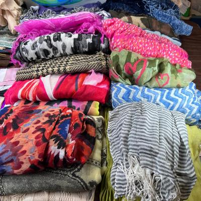 Silk designer scarves, Chiffon shawls, Woven mufflers