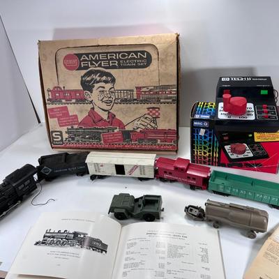 American Flier O Gauge Die cut trains, Original box, TECH Controller