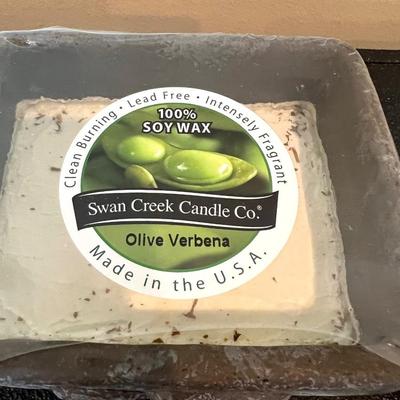 NEW SWAN CREEK SOY CANDLE LOT