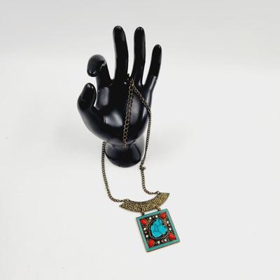 ANTIQUE FINISH FAUX TURQUOISE METAL NECKLACE