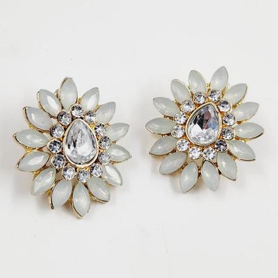 STUNNING CUT GLASS & MOTHER OF PEARL EARRINGS