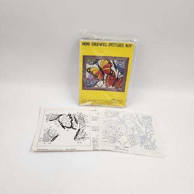 MINI CREWL PICTURE KIT - BUTTERFLY