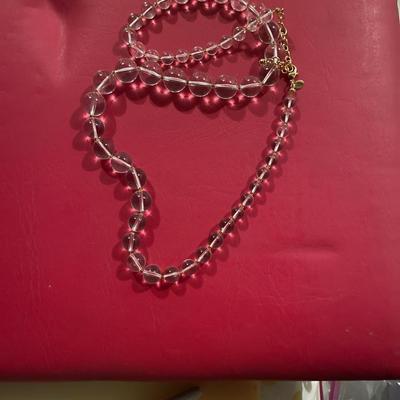 Cute clear bead necklace