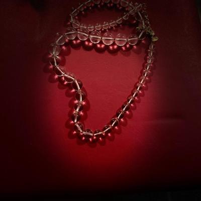 Cute clear bead necklace