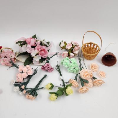 SMALL FAUX FLOWER BUNDLE