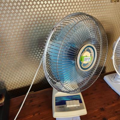 Tatung 12-Inch Oscillating Fan 3 speed Working