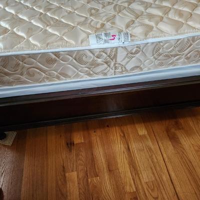 Vintage Full size  Bed with mattress and Box spring