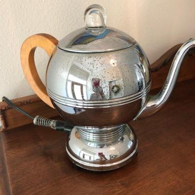 Manning and Bowman & co. Stainless steel Art Deco electric coffee/tea kettle