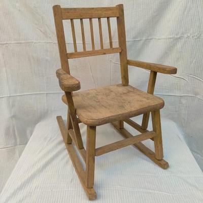 VINTAGE CHILDREN'S WOOD ROCKING CHAIR