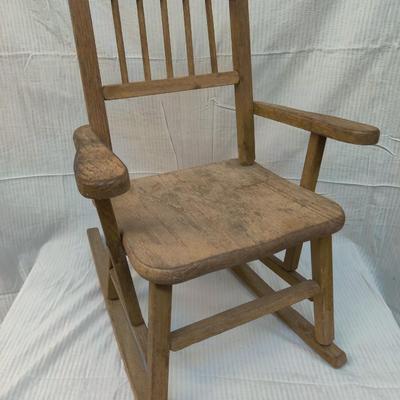 VINTAGE CHILDREN'S WOOD ROCKING CHAIR