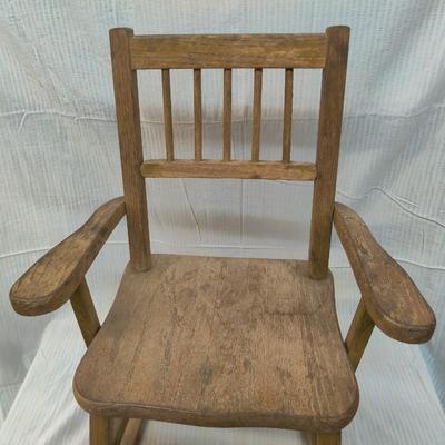 VINTAGE CHILDREN'S WOOD ROCKING CHAIR