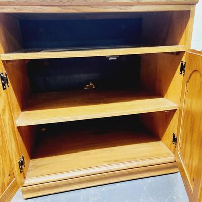WOODEN MICROWAVE / ENTERTAINMENT CENTER