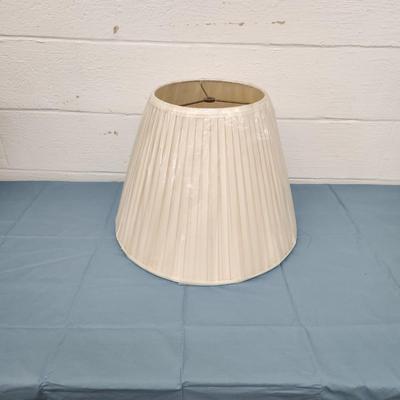 NICE LOOKING LAMPSHADE #1