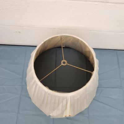 NICE LOOKING LAMPSHADE #1