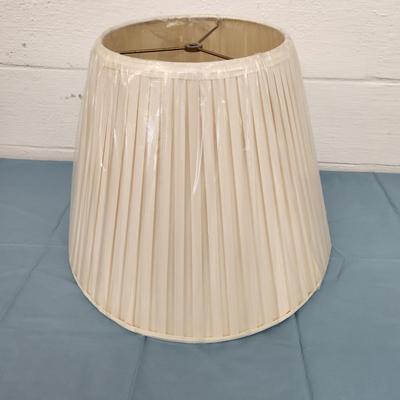 NICE LOOKING LAMPSHADE #1