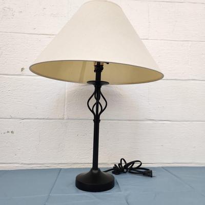 FANTASTIC BLACK METAL TABLE LAMP