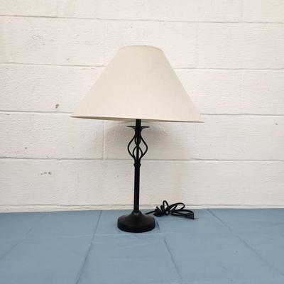 FANTASTIC BLACK METAL TABLE LAMP