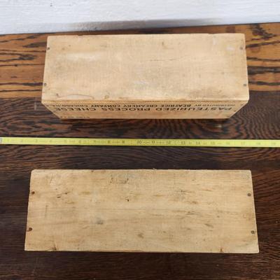 ANTIQUE WOODEN MEADOW GOLD CHEESE BOXES
