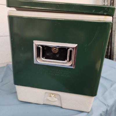 VINTAGE COLEMAN GREEN COOLER