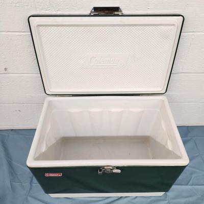VINTAGE COLEMAN GREEN COOLER