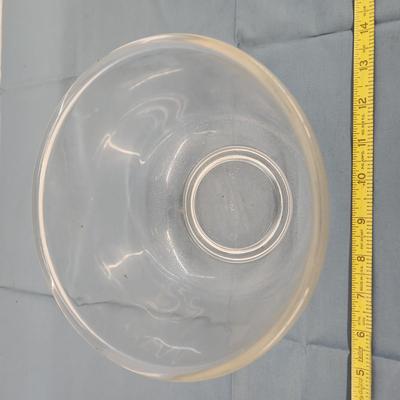 VINTAGE GLASS MIXING BOWL