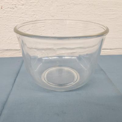 VINTAGE GLASS MIXING BOWL
