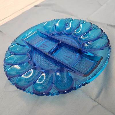 BEAUTIFUL VINTAGE COBALT BLUE GLASS EGG DISH