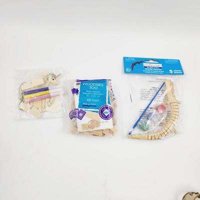 NEW WOODEN ARTS & CRAFTS BUNDLE