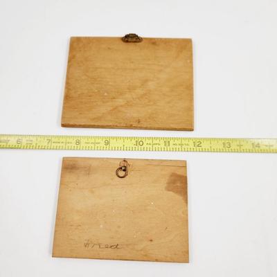 VINTAGE WOODEN PLAQUE ART